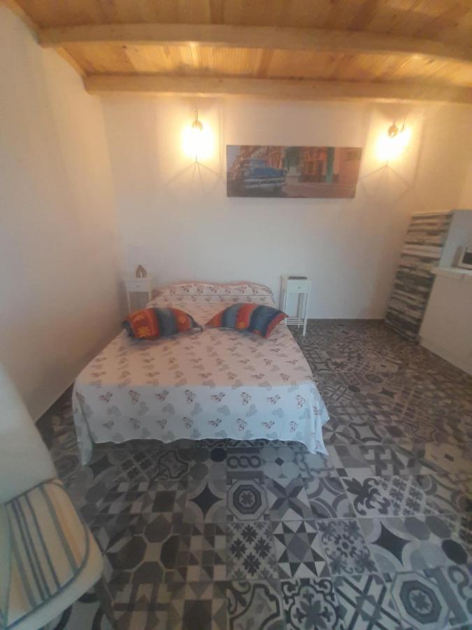 Estudio Dominicana In Gale Appartement *