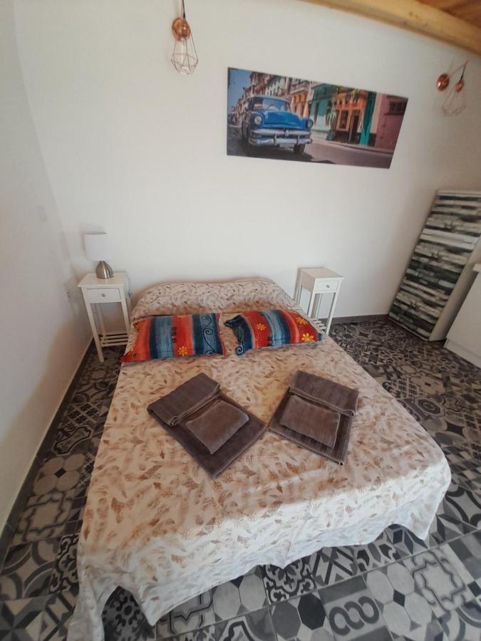 Estudio Dominicana In Gale Apartment *